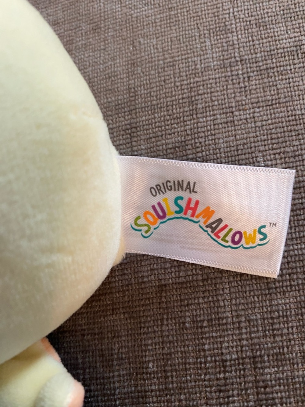 Squishmallows 3.5" Clip-On Meghan The Bat. NWT - Picture 8 of 8